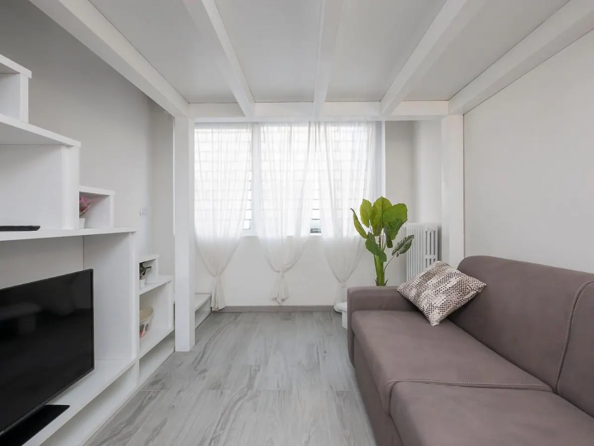 I Host Apartment - Neera 22 Milan