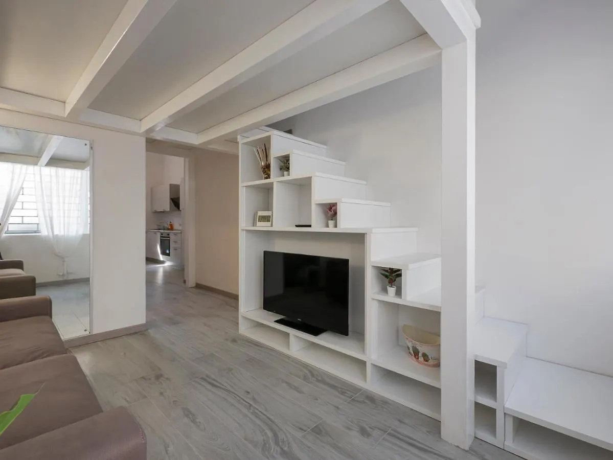 I Host Apartment - Neera 22 Milan
